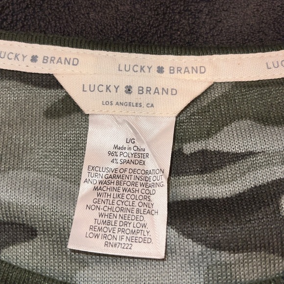 Lucky Brand large camo t-shirt - Picture 2 of 2